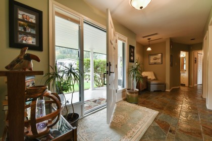 Photo 6 at 34332 Norrish Avenue, Hatzic, Mission