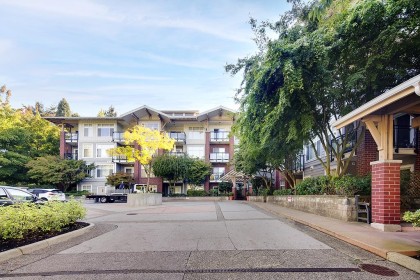 Photo 2 at 216 - 11950 Harris Road, Central Meadows, Pitt Meadows