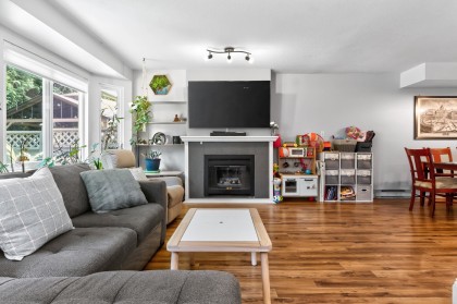 Photo 15 at 10 - 11950 232 Street, Cottonwood MR, Maple Ridge