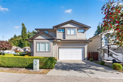 Photo 2 at 11785 Gilland Loop, Cottonwood MR, Maple Ridge