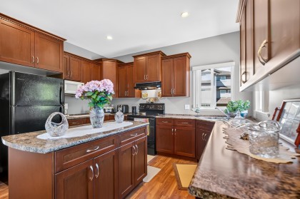 Photo 14 at 11785 Gilland Loop, Cottonwood MR, Maple Ridge