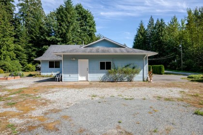 Photo 32 at 25465 Hilland Avenue, Websters Corners, Maple Ridge