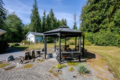 Photo 28 at 25465 Hilland Avenue, Websters Corners, Maple Ridge