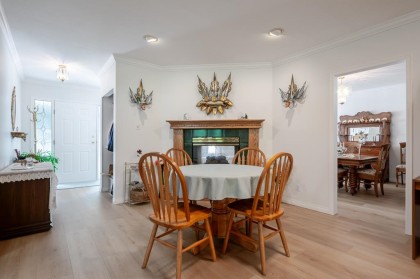 Photo 8 at 25465 Hilland Avenue, Websters Corners, Maple Ridge