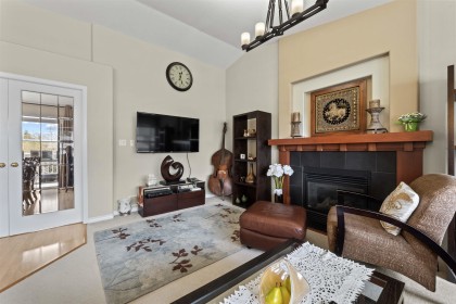 Photo 5 at 11982 230 Street, East Central, Maple Ridge