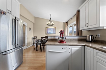 Photo 11 at 11982 230 Street, East Central, Maple Ridge