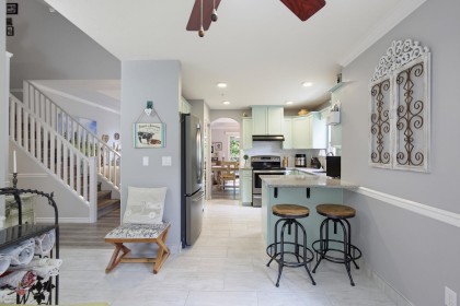 Photo 12 at 14 - 23281 Kanaka Way, Cottonwood MR, Maple Ridge