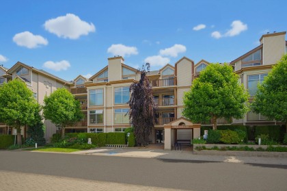 Photo 1 at 206 - 19131 Ford Road, Central Meadows, Pitt Meadows