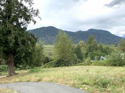 Photo 7 at 10710 Sylvester Road, Durieu, Mission