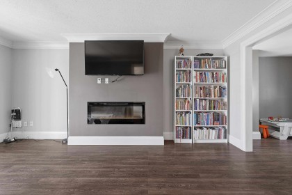 Photo 4 at 23423 Sandpiper Avenue, Cottonwood MR, Maple Ridge