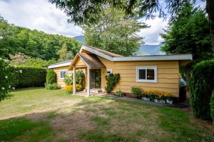 Photo 3 at 43885 Chestnut Lane, Lake Errock, Mission