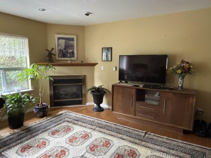 Photo 4 at 12047 Laity Street, Northwest Maple Ridge, Maple Ridge