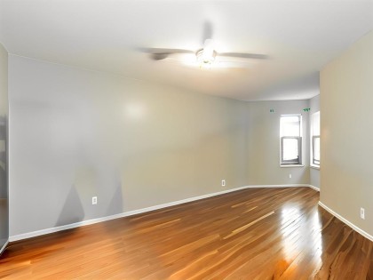 Photo 10 at 206 - 22277 122 Avenue, West Central, Maple Ridge