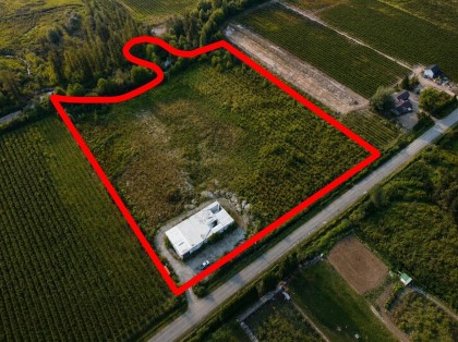 Photo 6 at 11185 Farms Road, Durieu, Mission