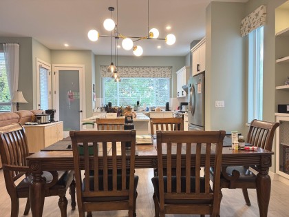 Photo 6 at 23192 113b Avenue, East Central, Maple Ridge