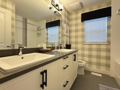 Photo 15 at 23192 113b Avenue, East Central, Maple Ridge