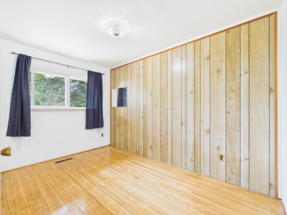 Photo 7 at 1853 March Way, Oxford Heights, Port Coquitlam