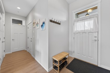 Photo 6 at 11235 244 Street, Cottonwood MR, Maple Ridge