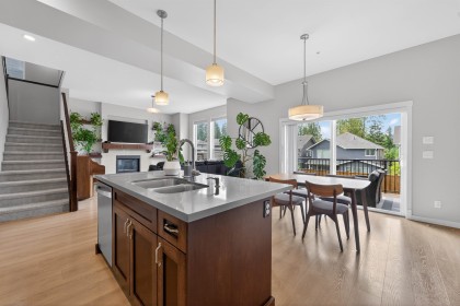 Photo 10 at 11235 244 Street, Cottonwood MR, Maple Ridge