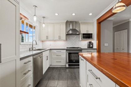 Photo 13 at 1594 Elinor Crescent, Mary Hill, Port Coquitlam