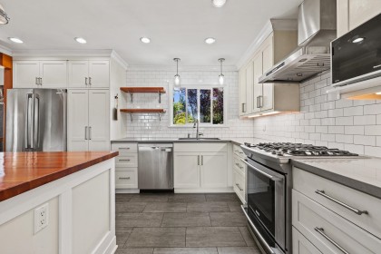 Photo 12 at 1594 Elinor Crescent, Mary Hill, Port Coquitlam