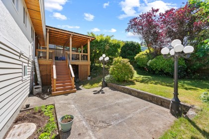 Photo 35 at 1594 Elinor Crescent, Mary Hill, Port Coquitlam