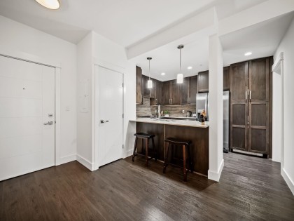 Photo 3 at 305 - 2465 Wilson Avenue, Central Pt Coquitlam, Port Coquitlam