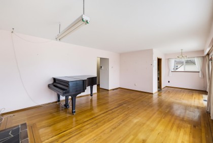 Photo 9 at 33676 5 Avenue, Mission BC, Mission