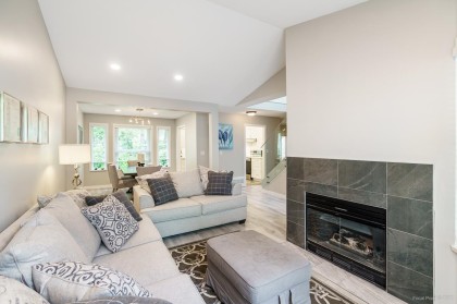 Photo 6 at 22 - 23151 Haney Bypass, East Central, Maple Ridge