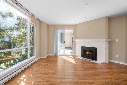 Photo 6 at 213 - 19122 122nd Avenue, Central Meadows, Pitt Meadows