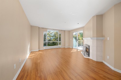Photo 5 at 213 - 19122 122nd Avenue, Central Meadows, Pitt Meadows