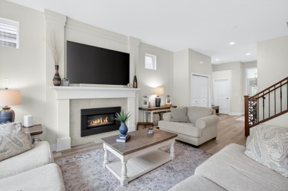 Photo 7 at 10468 Robertson Street, Albion, Maple Ridge