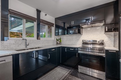 Photo 6 at 1121 Prairie Avenue, Lincoln Park PQ, Port Coquitlam