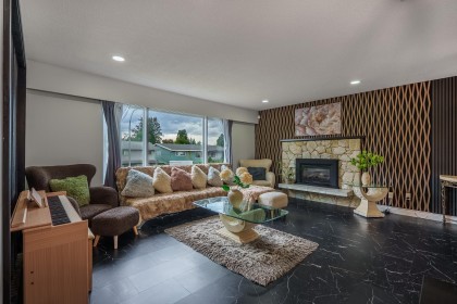 Photo 9 at 1121 Prairie Avenue, Lincoln Park PQ, Port Coquitlam