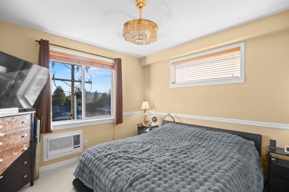 Photo 14 at 301 - 11887 Burnett Street, East Central, Maple Ridge