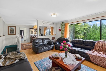 Photo 3 at 34757 Moffat Avenue, Hatzic, Mission