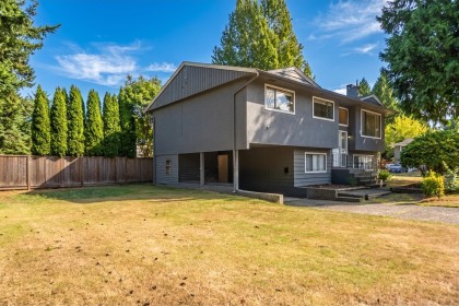 Photo 3 at 20783 Thorne Avenue, Southwest Maple Ridge, Maple Ridge