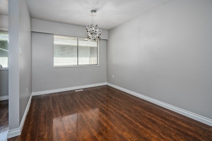 Photo 10 at 20783 Thorne Avenue, Southwest Maple Ridge, Maple Ridge