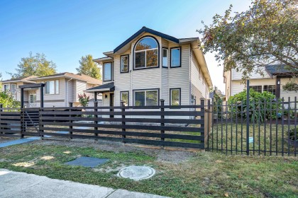 Photo 2 at 12578 224 Street, East Central, Maple Ridge