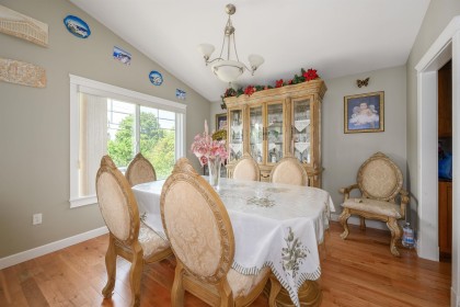 Photo 9 at 11382 240 Street, Cottonwood MR, Maple Ridge