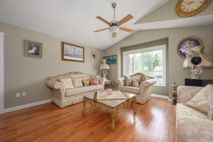 Photo 8 at 11382 240 Street, Cottonwood MR, Maple Ridge