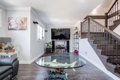 Photo 4 at 21528 Donovan Avenue, West Central, Maple Ridge
