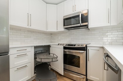 Photo 5 at 3363 Sefton Street, Glenwood PQ, Port Coquitlam
