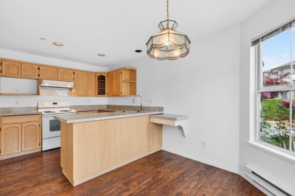 Photo 13 at 31 - 19060 Ford Road, Central Meadows, Pitt Meadows
