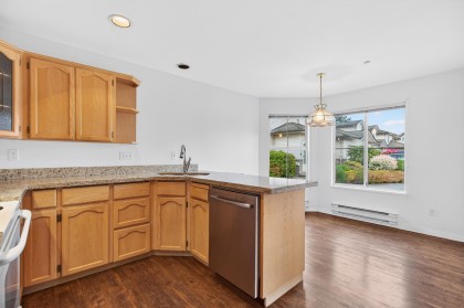 Photo 12 at 31 - 19060 Ford Road, Central Meadows, Pitt Meadows