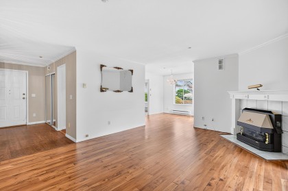 Photo 5 at 31 - 19060 Ford Road, Central Meadows, Pitt Meadows