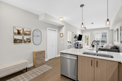 Photo 12 at 106 - 2460 Kelly Avenue, Central Pt Coquitlam, Port Coquitlam