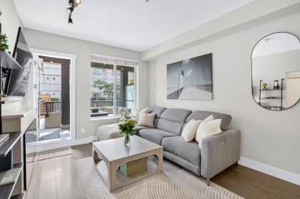 Photo 1 at 106 - 2460 Kelly Avenue, Central Pt Coquitlam, Port Coquitlam
