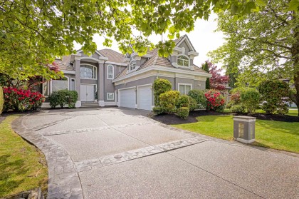 Photo 2 at 2556 Palisade Crescent, Citadel PQ, Port Coquitlam