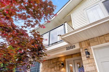 Photo 3 at 22525 Brickwood Close, East Central, Maple Ridge